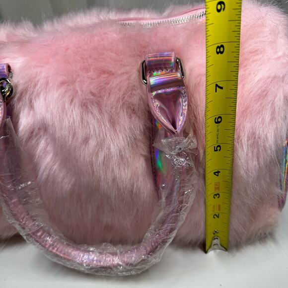 DOLLS KILL SUGAR THRILLZ PINK FAUX FUR SHAGADELIC HOLOGRAPHIC WEEKENDER NWT - Picture 14 of 15